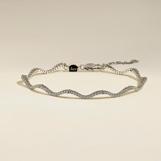 Scalloped Tennis Chain Bracelet in Silver