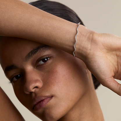 Scalloped Tennis Chain Bracelet in Silver